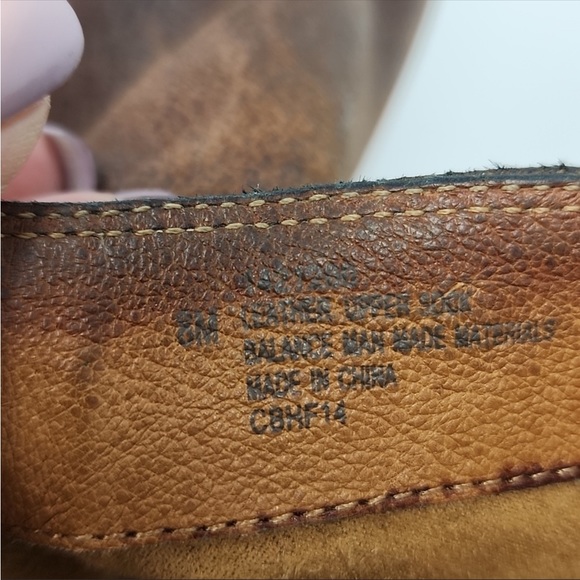 Söfft Wera Beautiful Brown Distressed Leather Ankle Boots w/ Heel. 8 - Picture 7 of 7